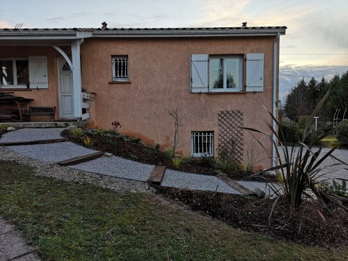Paysagiste pour aménagement de marches accès maison proche Toulouse
